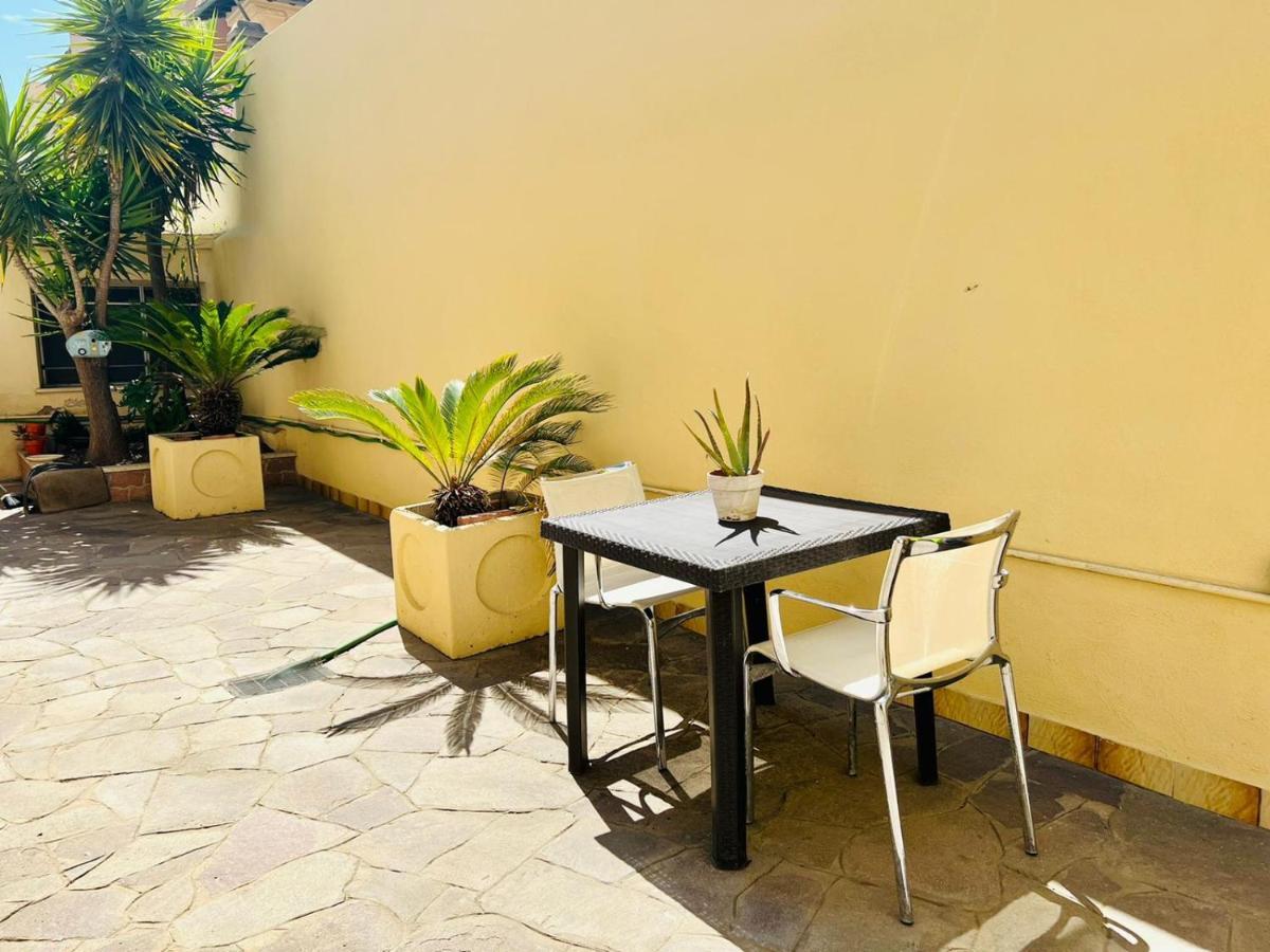 Surf House Apartment Lido di Ostia Exterior foto